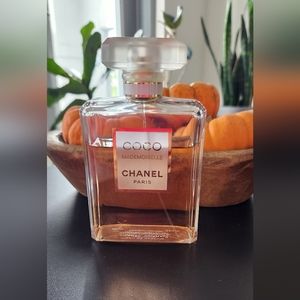 COCO Chanel mademoiselle